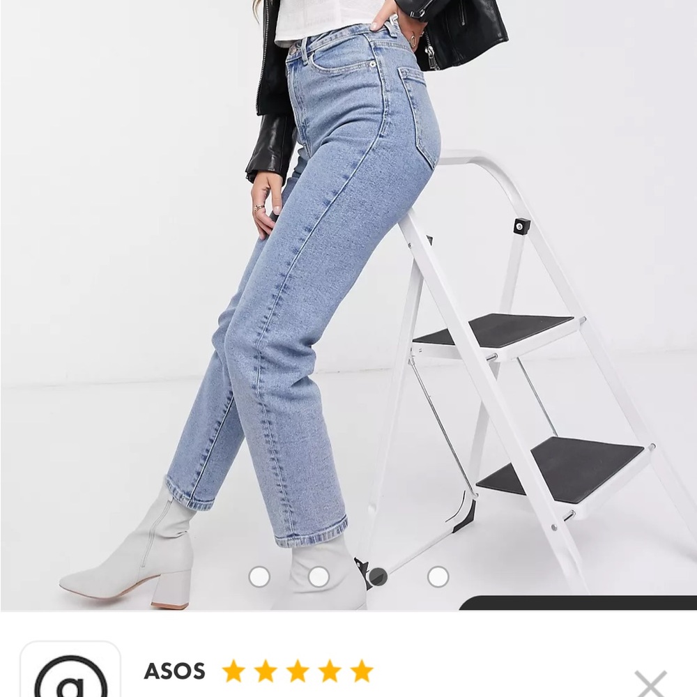 Stradivarius Mom Slim Fit Jeans
